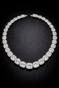 Velusia Sovereign Necklace