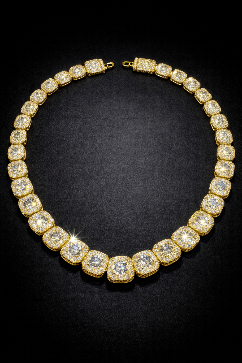 Velusia Sovereign Necklace