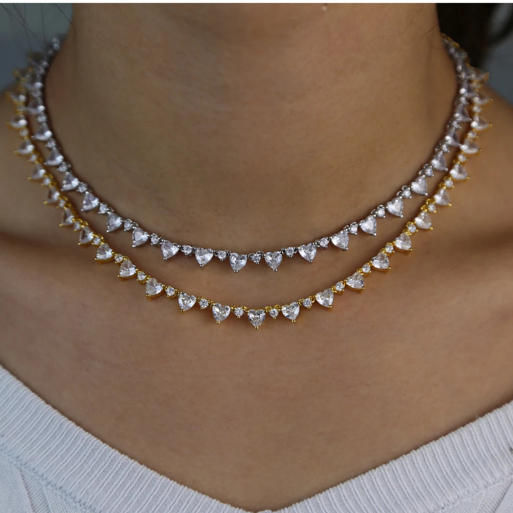 Velusia Amora Necklace